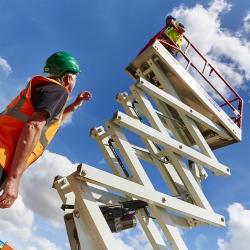 Scissor Lift Training outside